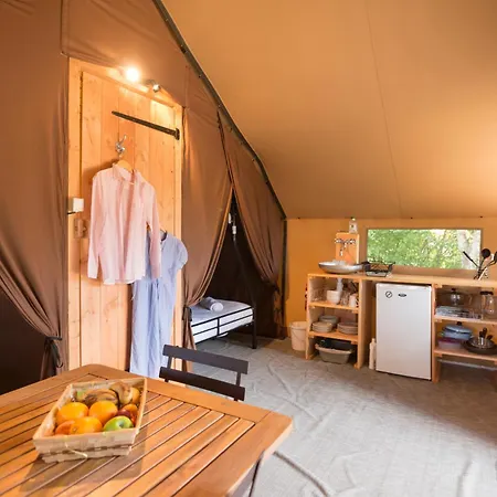 La Pinede Campingplatz Excenevex