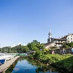 Кемпинг La Pinede 3*