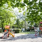La Pinede Кемпинг Экссаневекс