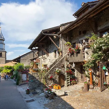 La Pinede 3* Экссаневекс