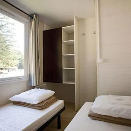 Campsite La Pinede 3*